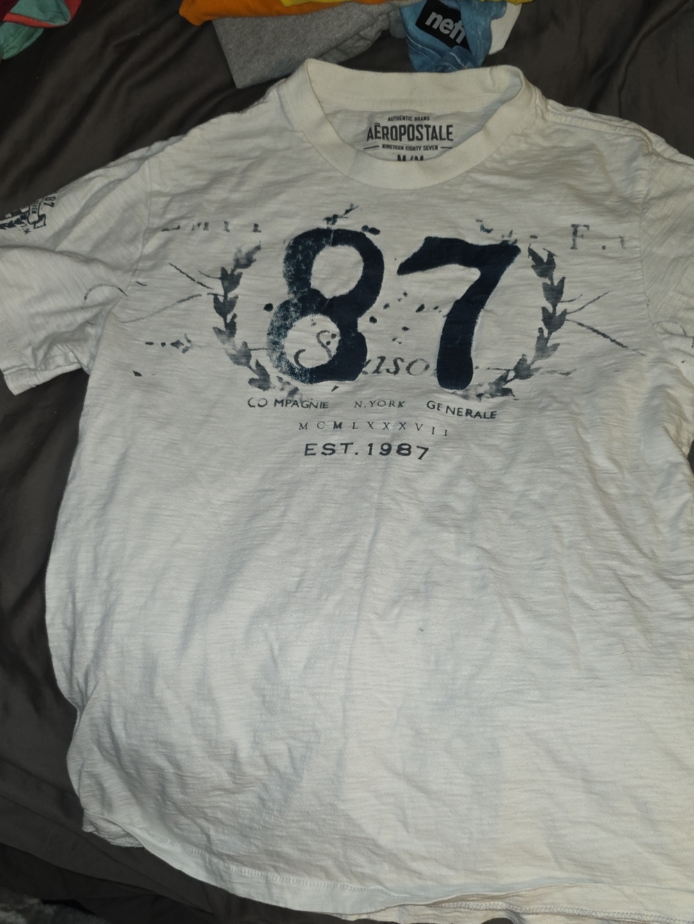 Aeropostale White Short-Sleeve '87 Graphic Tee